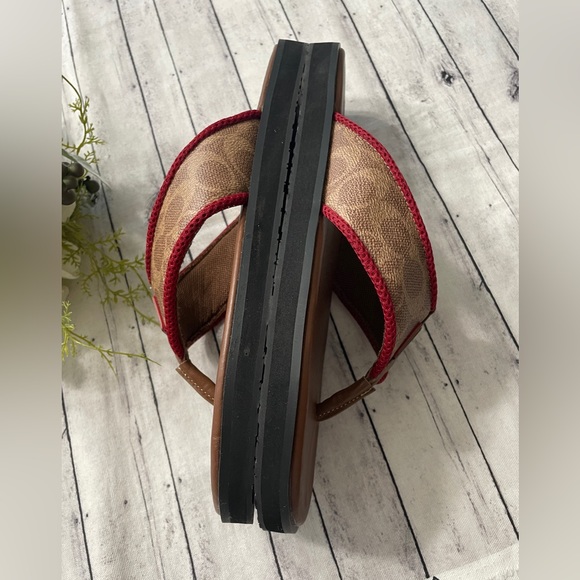 New Coach mens flip flop - Picture 6 of 10